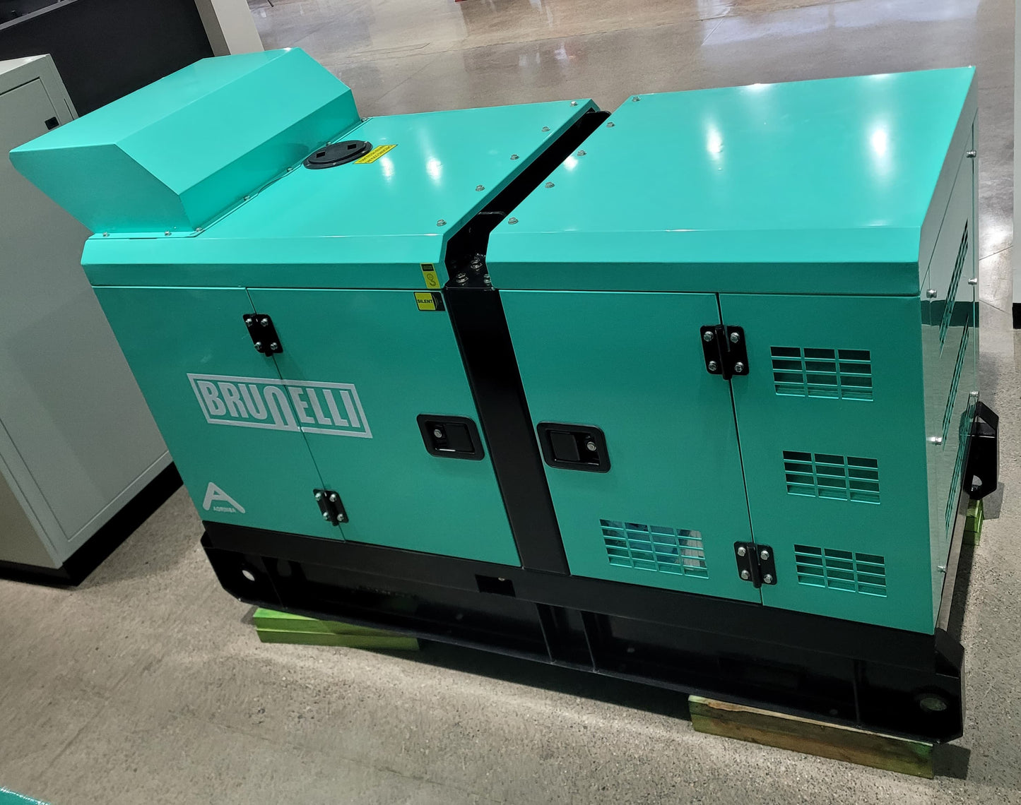GENERADOR INDUSTRIAL DIESEL DE 28KW BRUNELLI