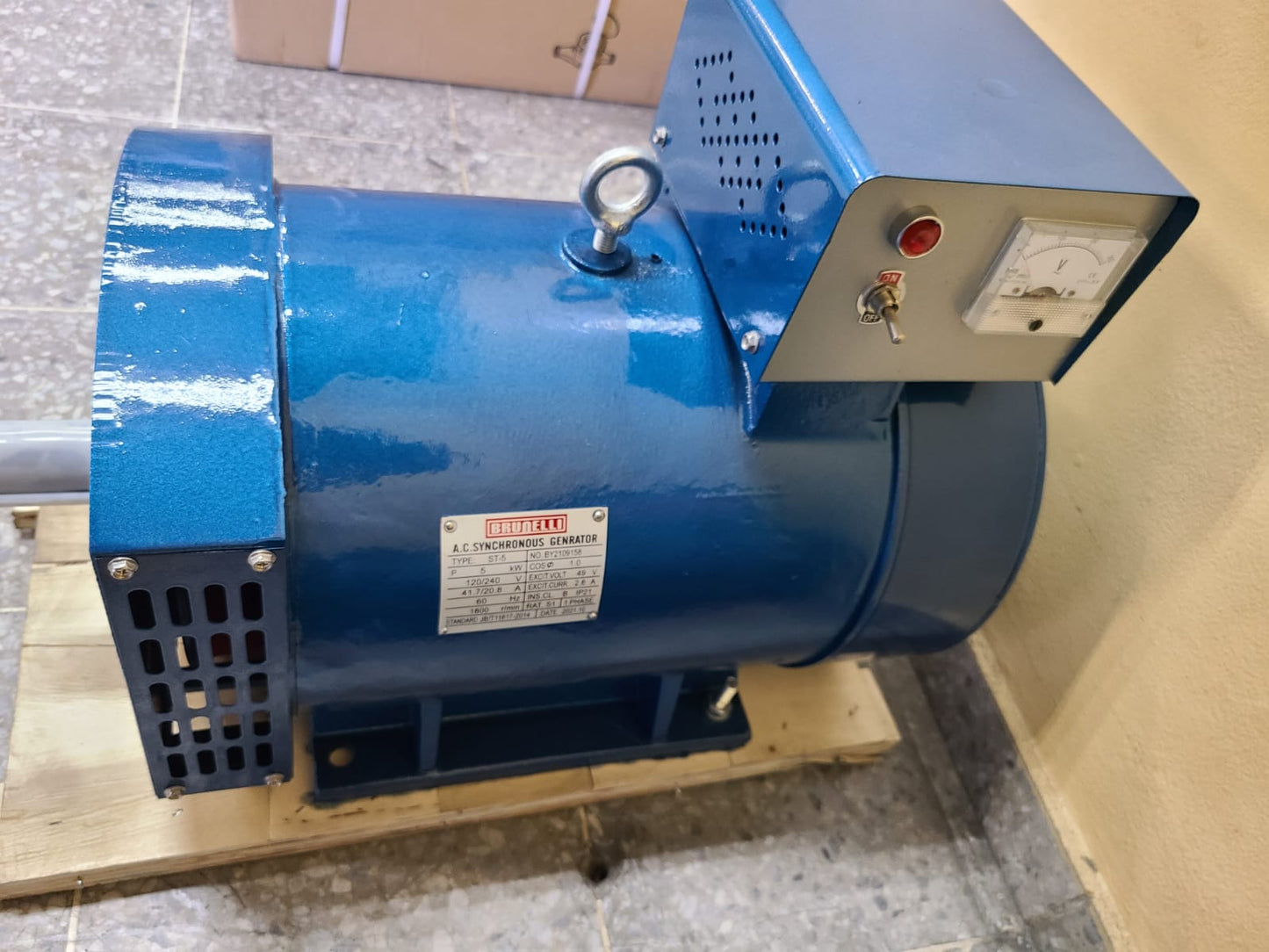 DINAMO DE 5 KW BRUNELLI
