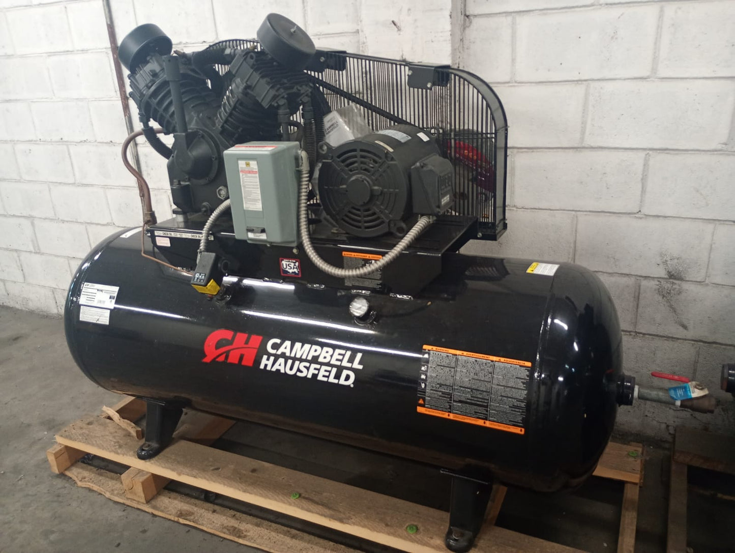COMPRESOR CAMPBELL DE 120 LITROS CON MOTOR 15 HP