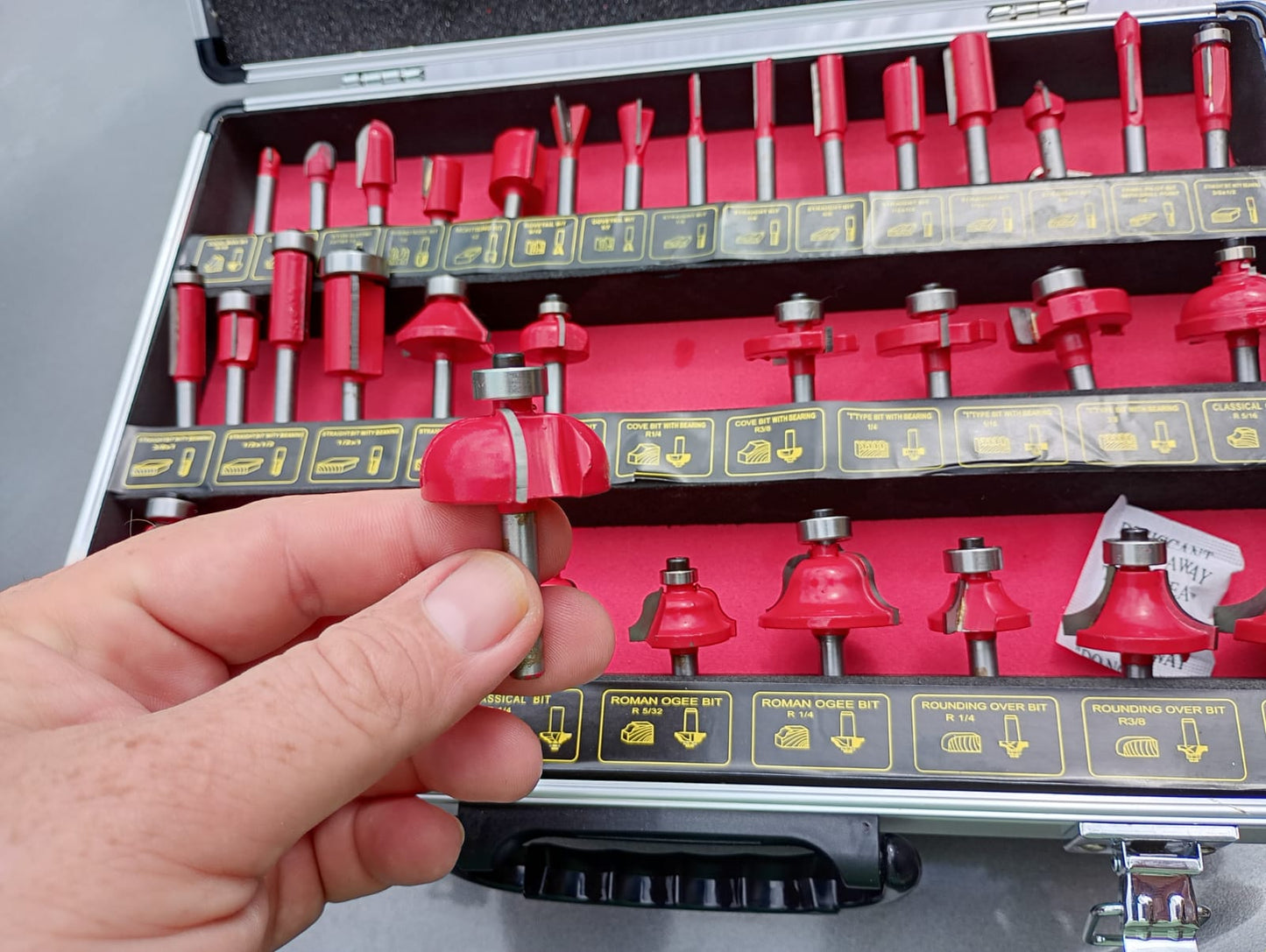 KIT DE CUCHILLAS DE 35 PIEZAS PARA ROUTER DE 1/4