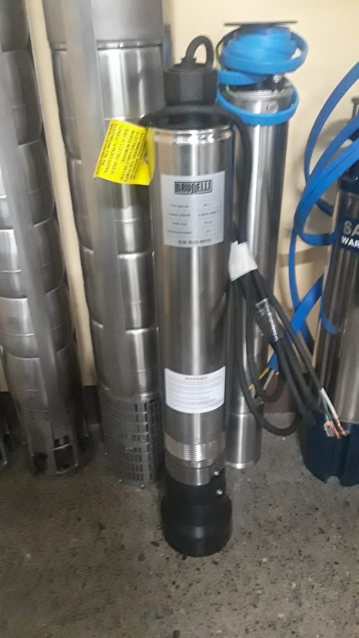 BOMBA SUMERGIBLE BRUNELLI DE 1.5 HP