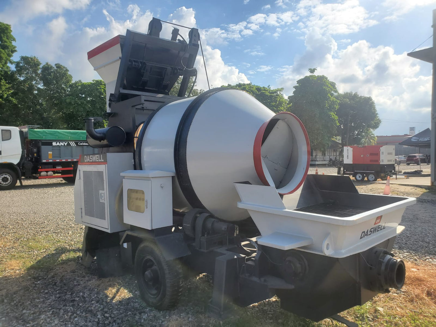 BOMBA MEZCLADORA DE CONCRETO DASWELL