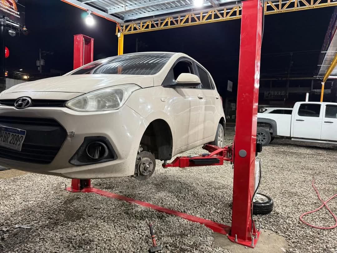 ELEVADOR HIDRAULICO PARA CARROS
