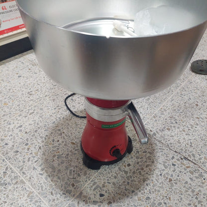 DESCREMADORA DE LECHE DE 100 LITROS X HORA