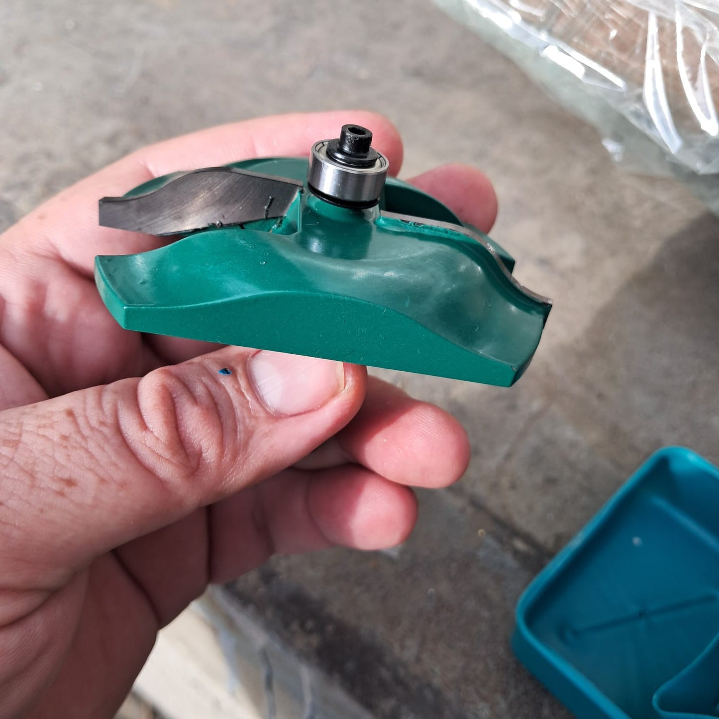 CUCHILLA DE POSTE PARA FRIZAR TABLEROS