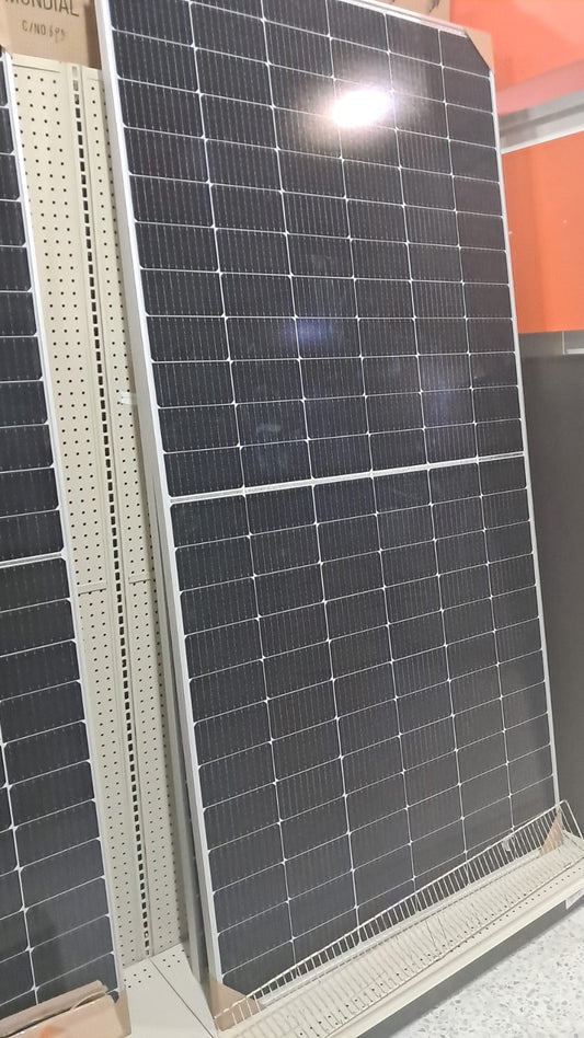 PANEL SOLAR MONOCRISTALINO DE 560 WATTS