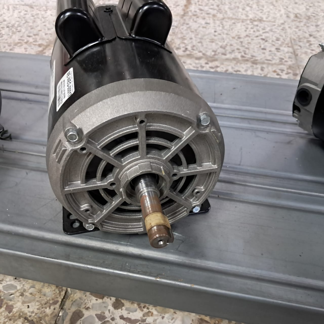 MOTOR DE 1.5 HP WEG