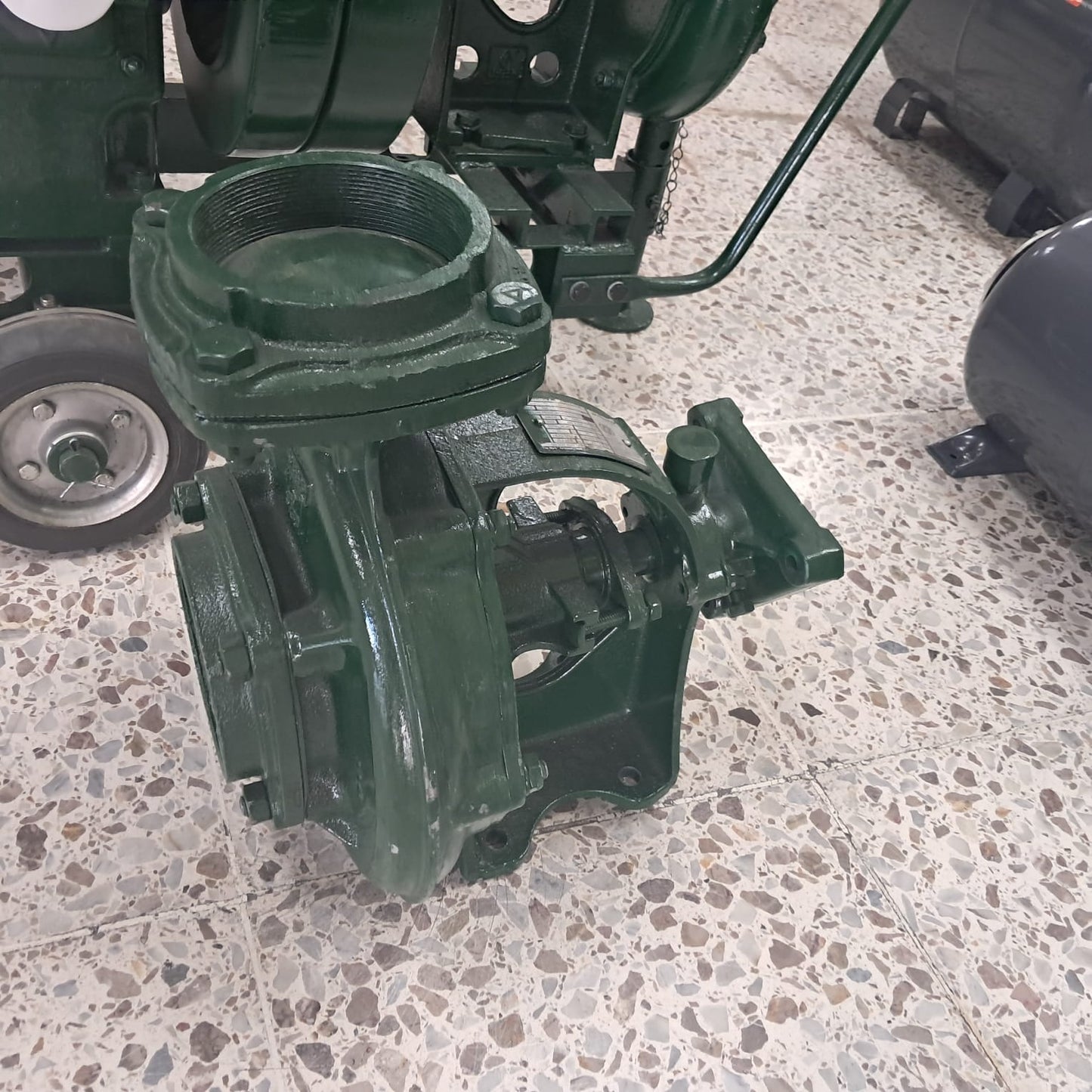 BOMBA DE AGUA CENTRIFUGA PARA MOTOR ESTACIONARIO 4X4