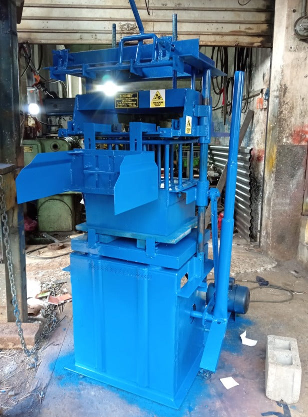 MAQUINA MEDIANA FIJA PARA HACER BLOQUES
