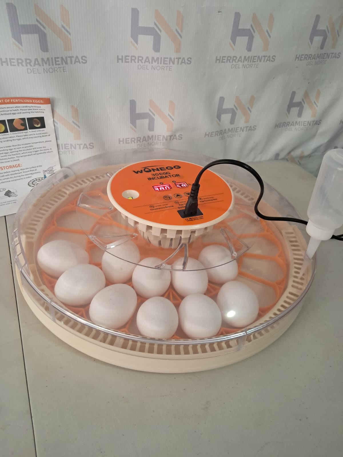 ENCUBADORA DE 30 HUEVOS