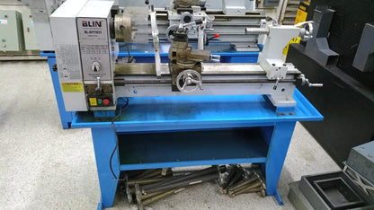 TORNO INDUSTRIAL MEDIANO PARA METAL