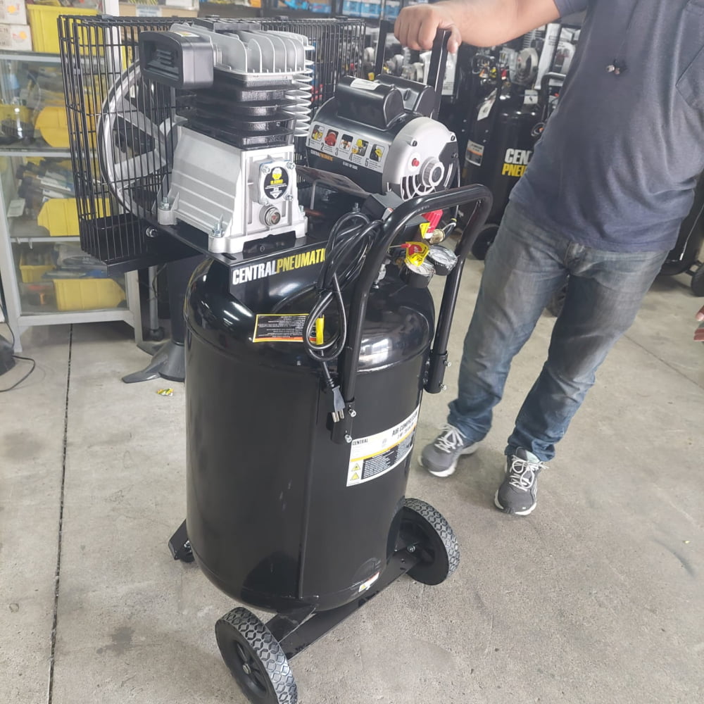 COMPRESOR DE 29 GALONES DE BANDA