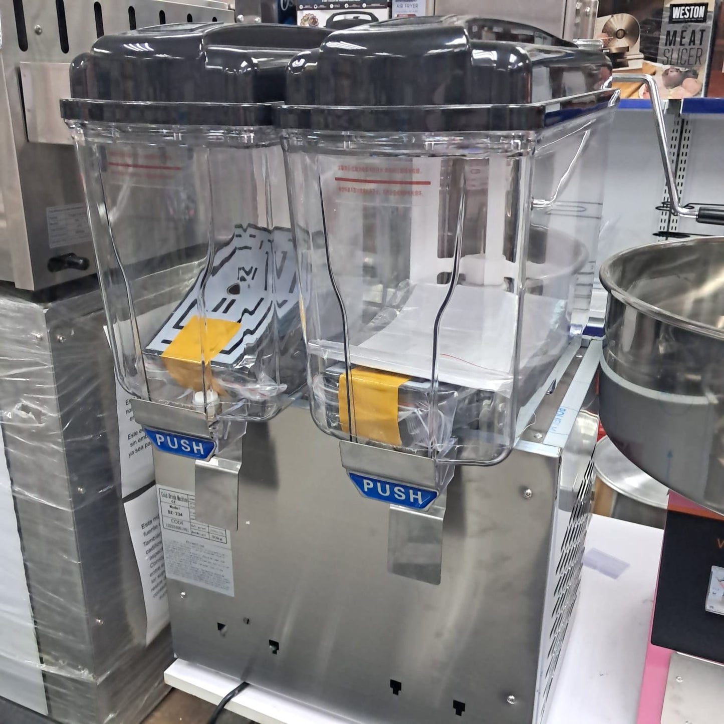 MAQUINA DISPENSADORA DE JUGOS DE 2 SABORES