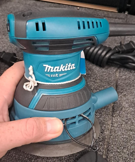 LIJADORA REDONDA MAKITA