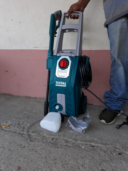 HIDROLAVADORA TOTAL DE 2200 LIBRAS DE PRESION