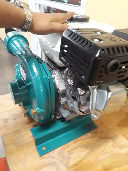 BOMBA DE AGUA DE PRESION 7 HP A GASOLINA