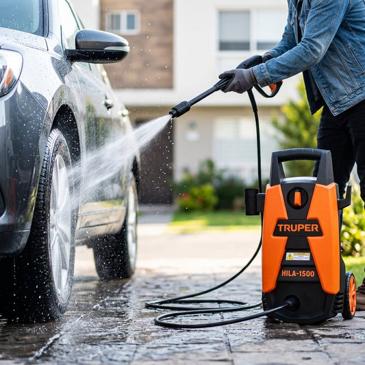 Electric Pressure Washer — Estilo de Vida - Producto en Uso | Generated by Modelize