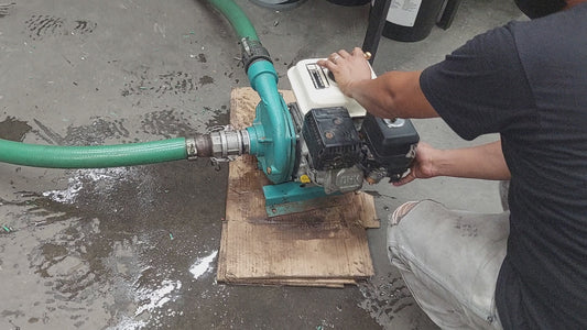 BOMBA DE AGUA DE PRESION 7 HP A GASOLINA 2X2